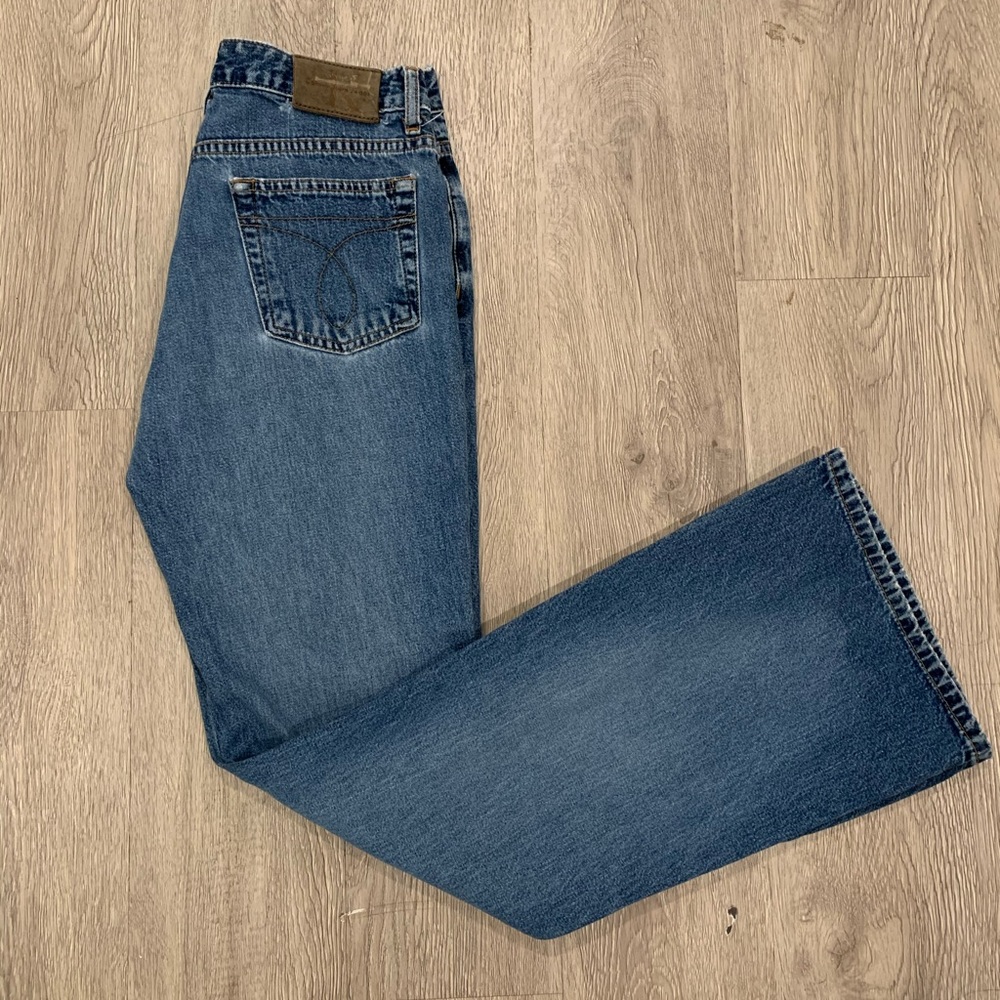 Vintage Mid-Rise Calvin Klein Flare Jeans Size 5